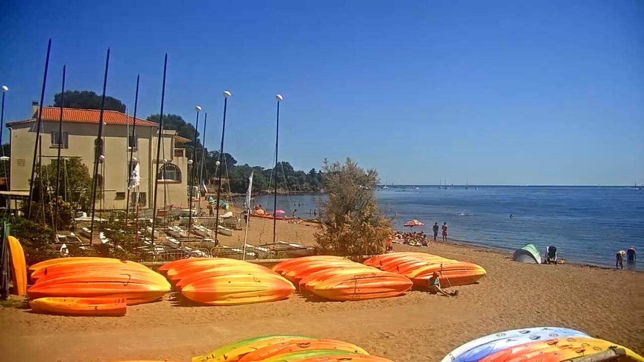 Appartement Vue Mer Piscines Parking Les Coraux Agay Plage Saint-Raphaël Exterior foto
